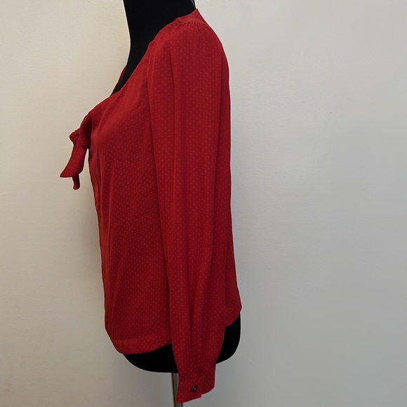 Cabi Front Knot Swiss Red Dot Print Satin Blouse Size XS - Picture 7 of 12